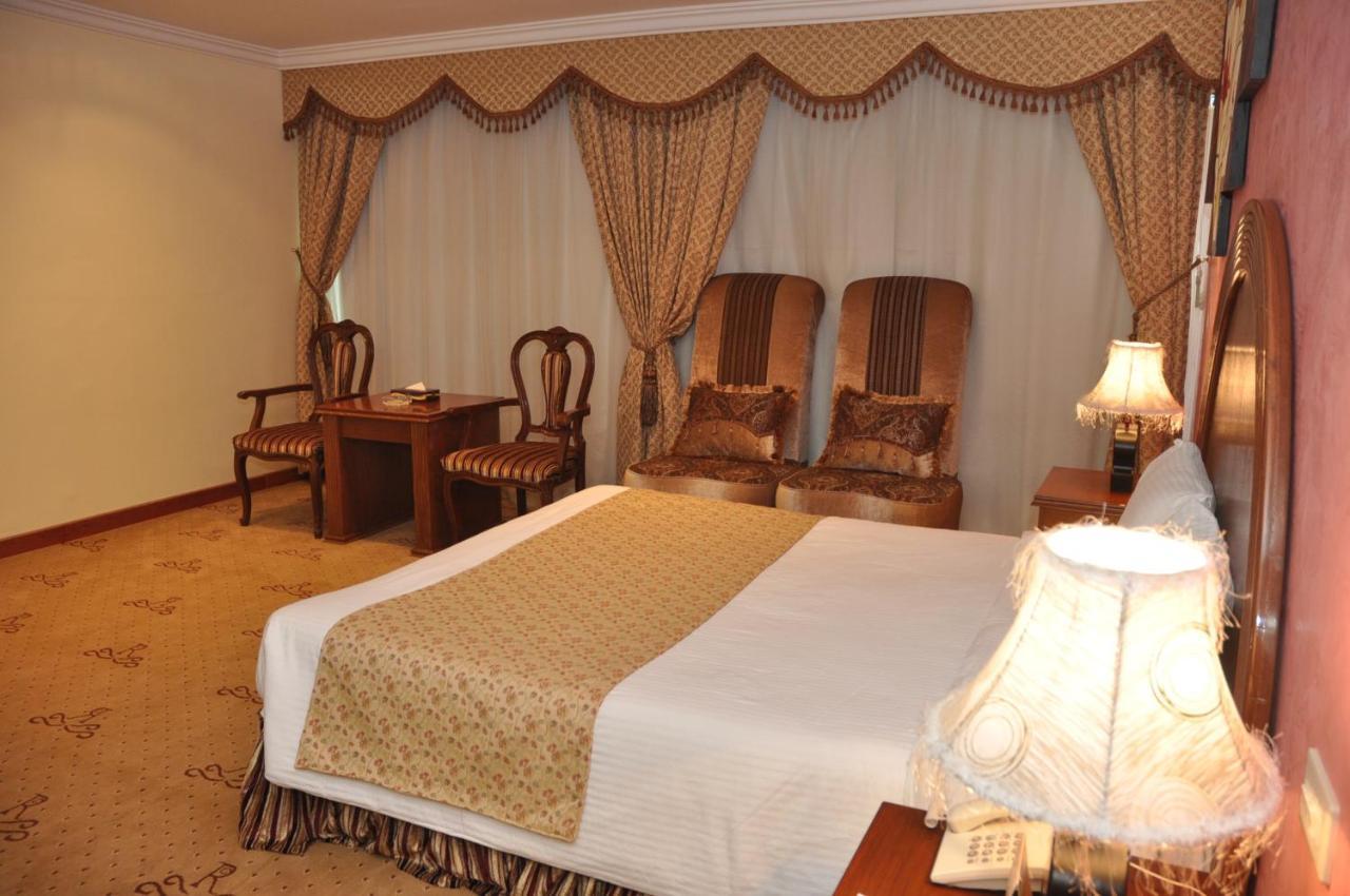 Hotel Di-Palace Эр-Рияд Экстерьер фото